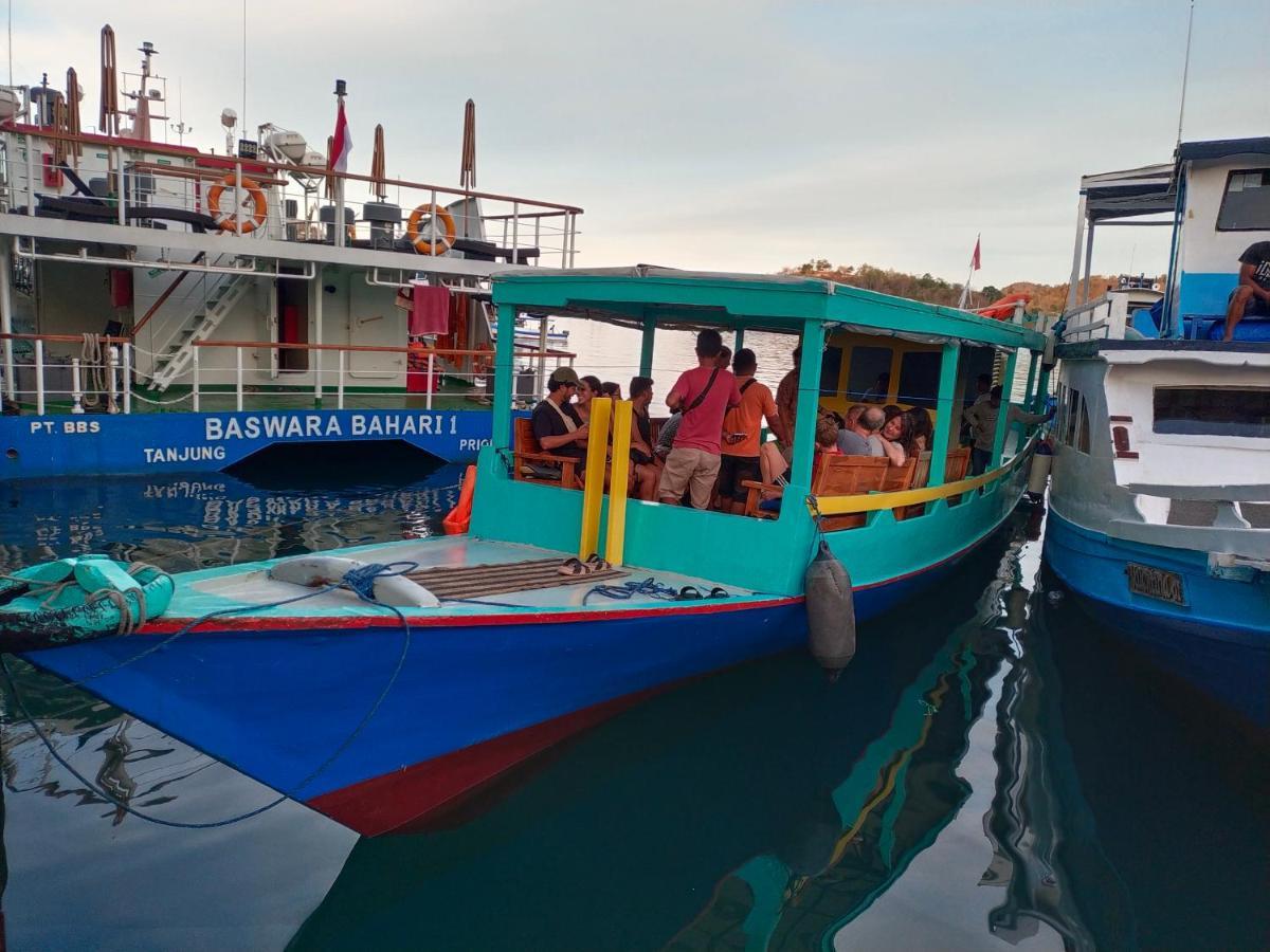 Komodoku One Love Homestay And Tour Labuan Bajo Bagian luar foto