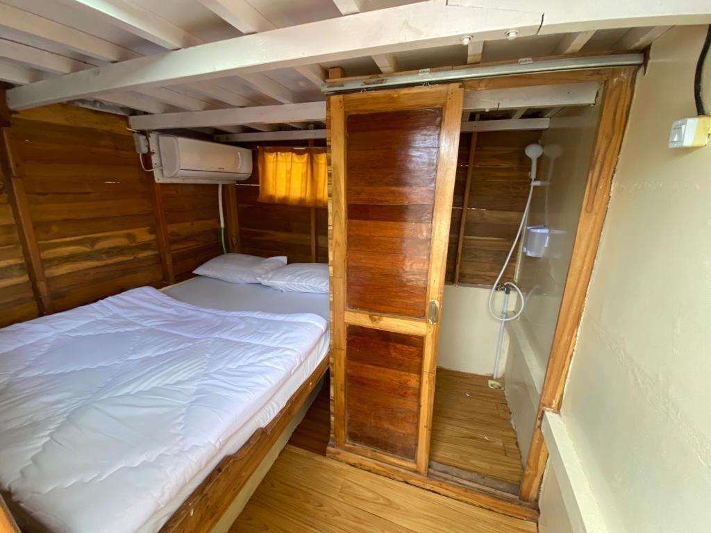 Komodoku One Love Homestay And Tour Labuan Bajo Bagian luar foto