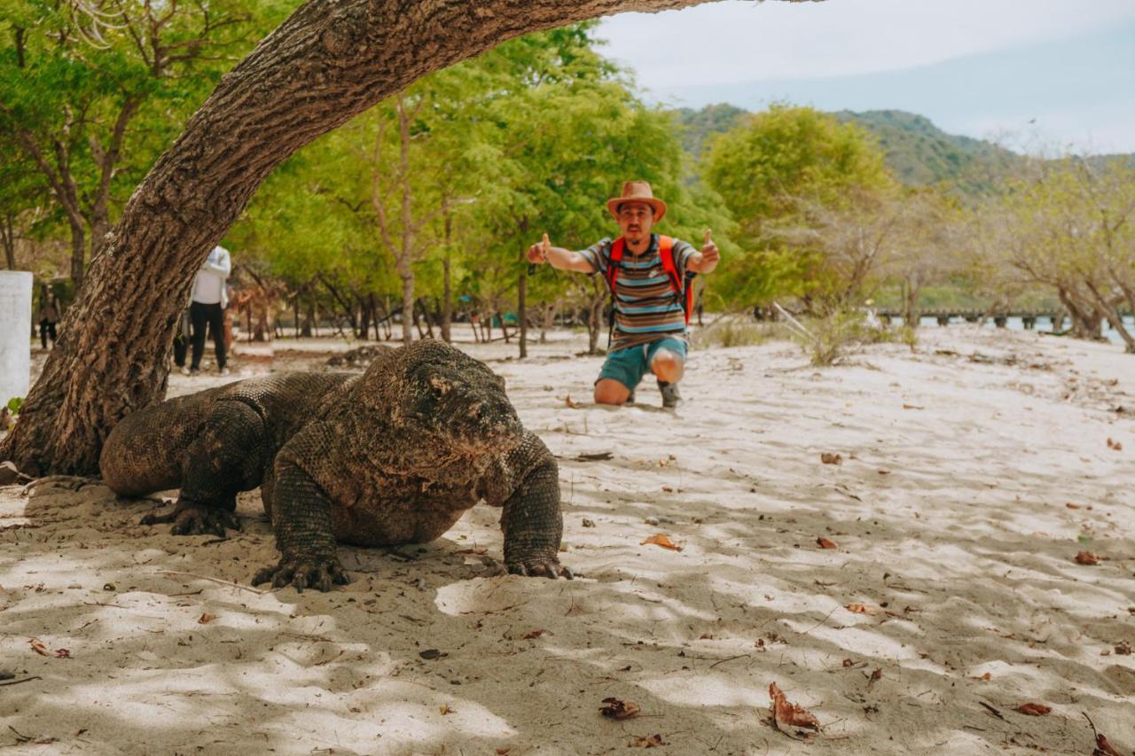 Komodoku One Love Homestay And Tour Labuan Bajo Bagian luar foto