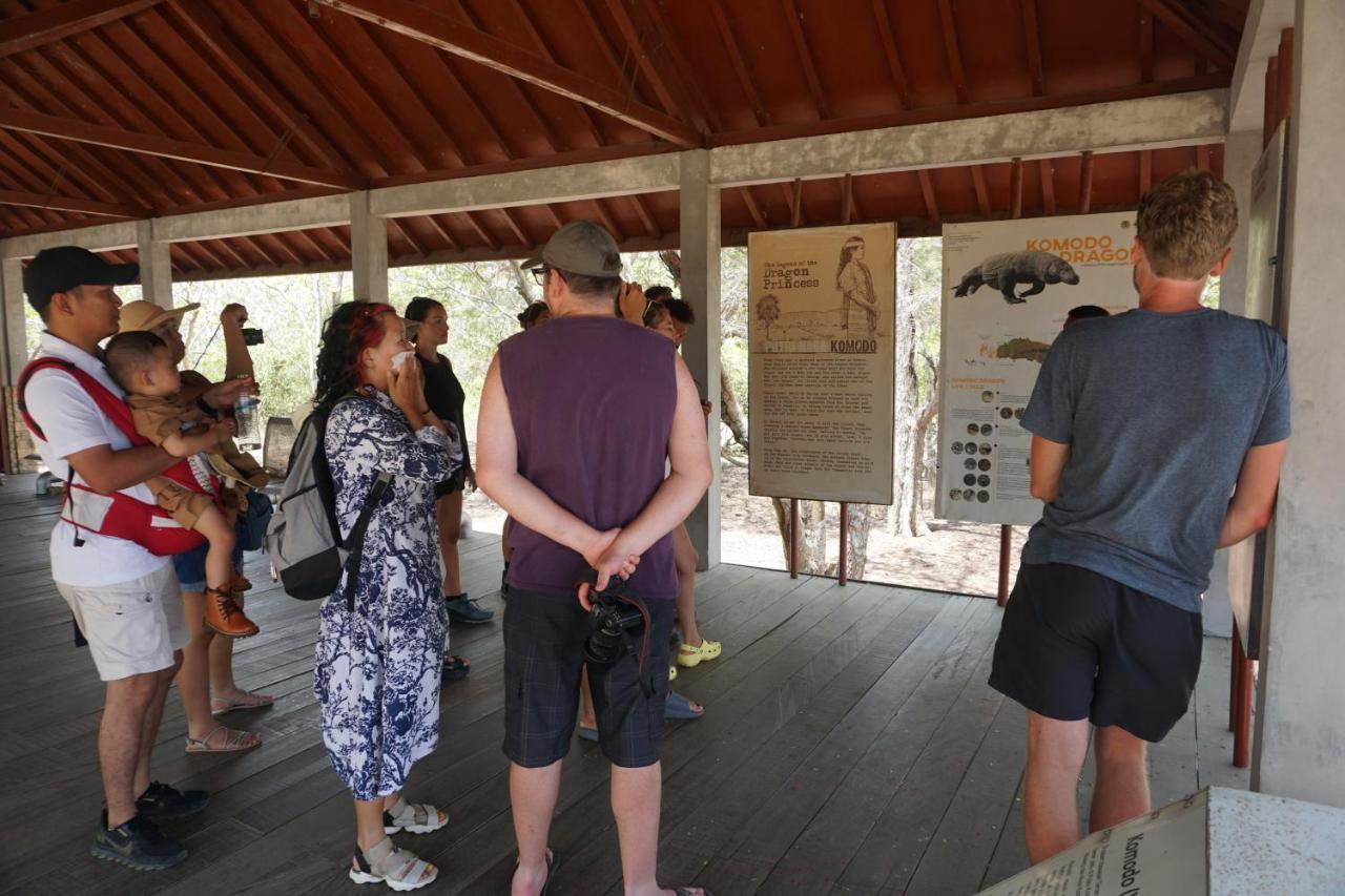 Komodoku One Love Homestay And Tour Labuan Bajo Bagian luar foto