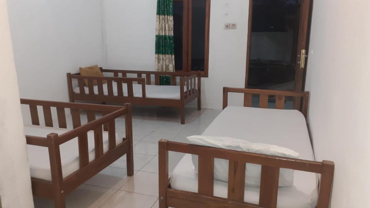 Komodoku One Love Homestay And Tour Labuan Bajo Bagian luar foto