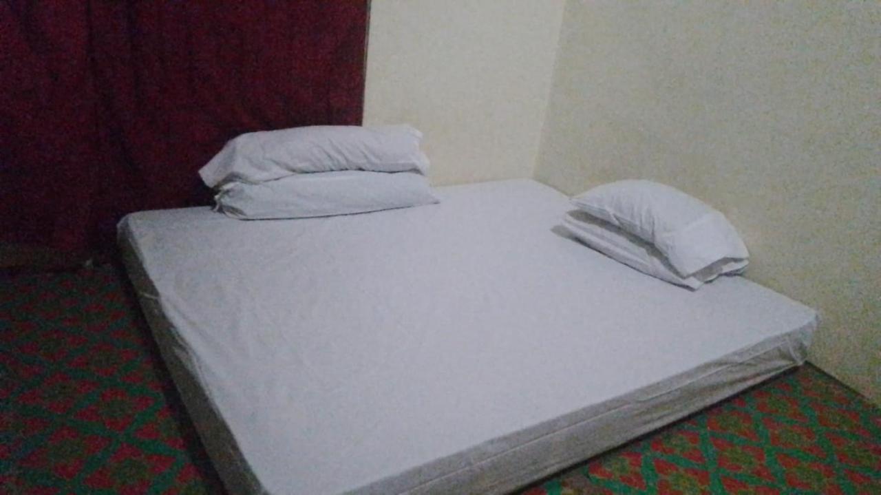 Komodoku One Love Homestay And Tour Labuan Bajo Bagian luar foto