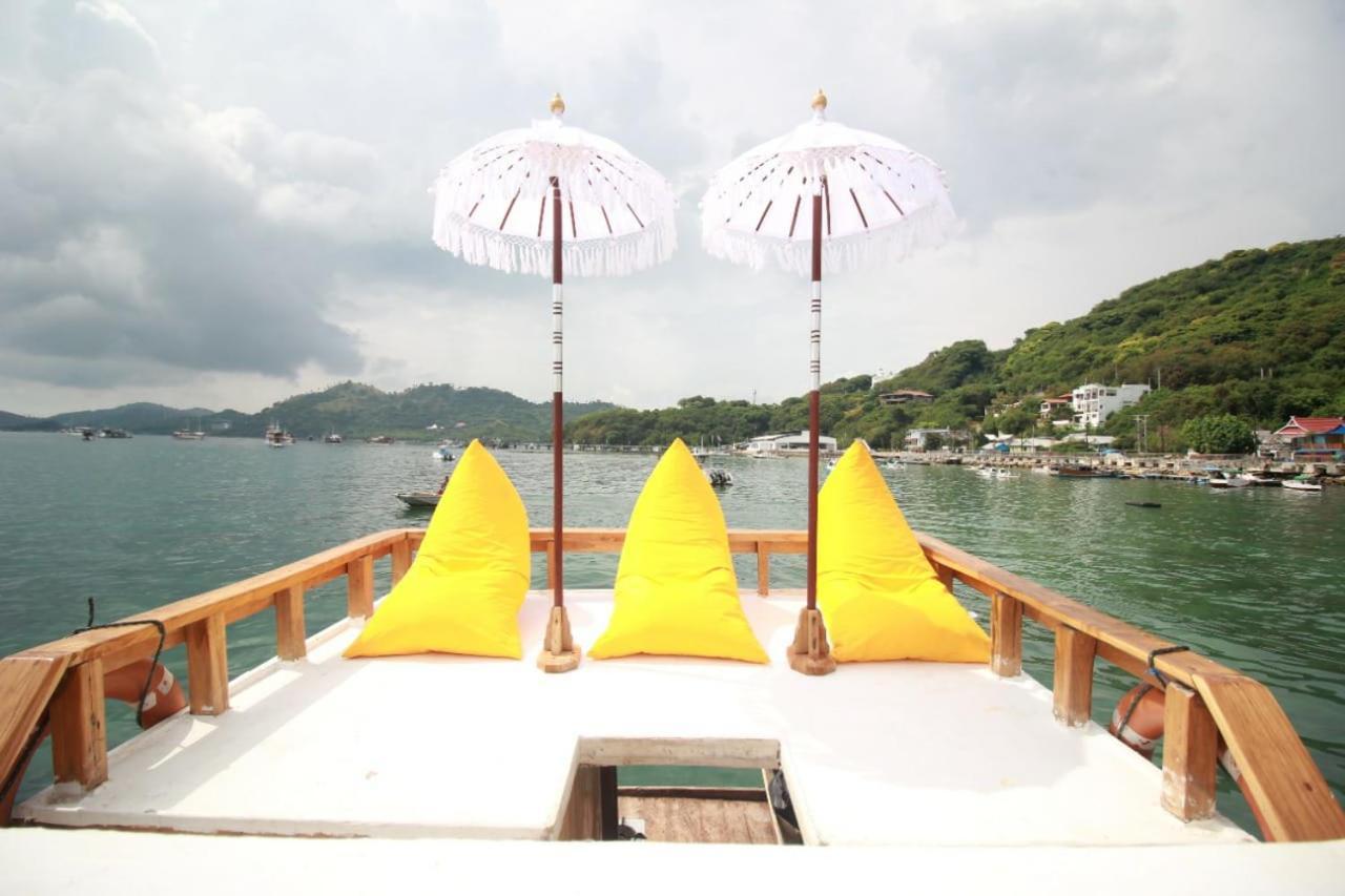 Komodoku One Love Homestay And Tour Labuan Bajo Bagian luar foto
