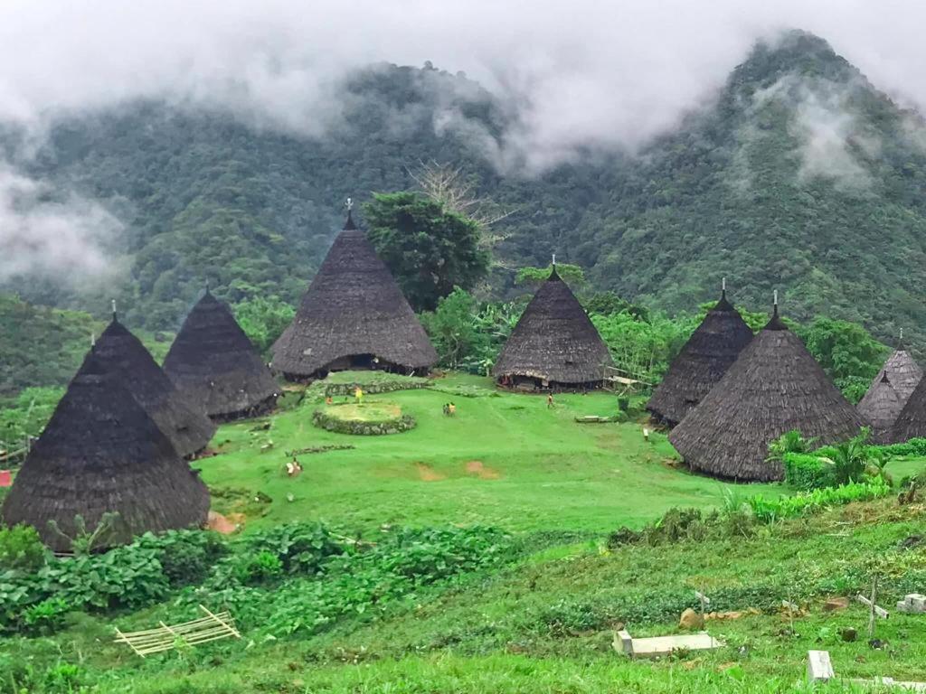 Komodoku One Love Homestay And Tour Labuan Bajo Bagian luar foto